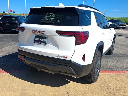 Used 2026 GMC Terrain AT4 w/ LPO, Black Badging Package AWD/4WD image 6