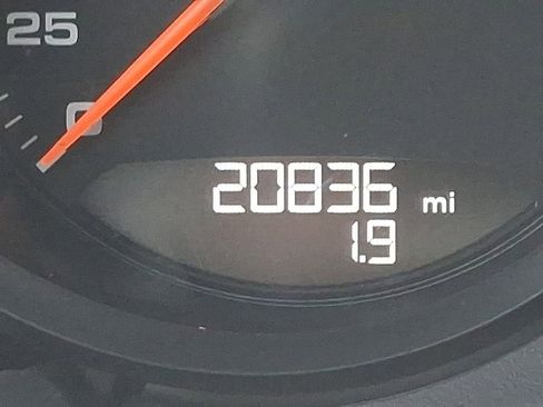 Used 2017 Porsche 911 Carrera S image 20