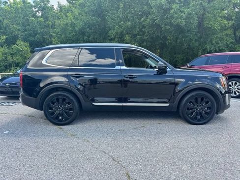 Used 2021 Kia Telluride EX w/ EX Premium Package FWD image 7