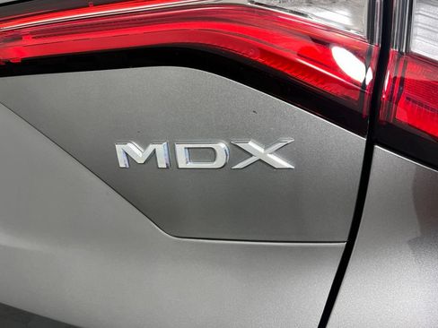 Certified 2023 Acura MDX FWD w/ Technology Package image 3