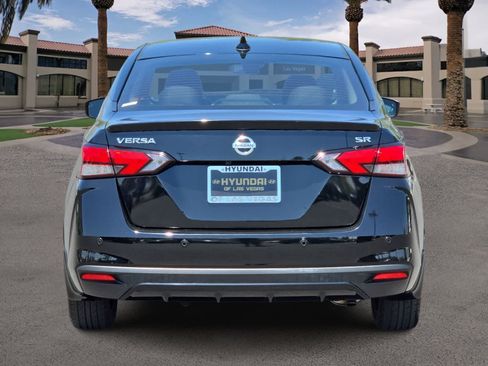 Used 2020 Nissan Versa SR FWD image 7