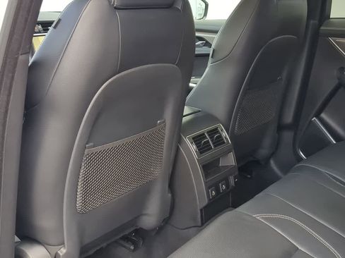 Used 2025 Jaguar F-PACE R-Dynamic S image 17