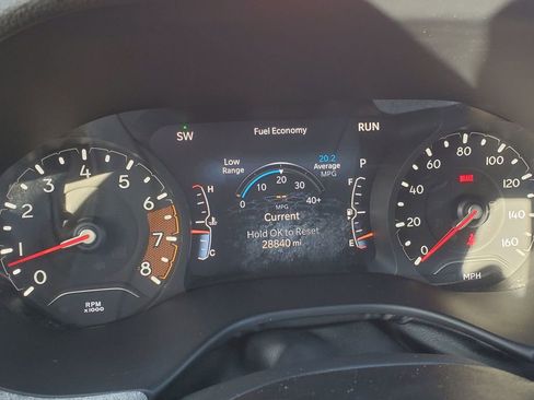 Used 2024 Jeep Compass Latitude image 16