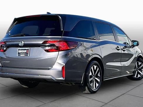 Used 2025 Honda Odyssey EX-L image 13