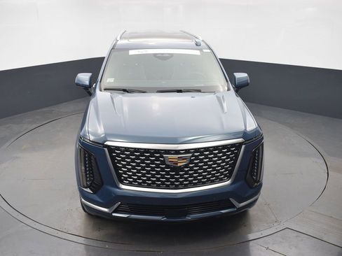 Certified 2026 Cadillac Escalade ESV Luxury w/ Touring Package image 41