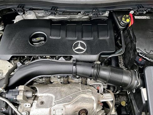 Certified 2023 Mercedes-Benz GLA 250 4MATIC image 34
