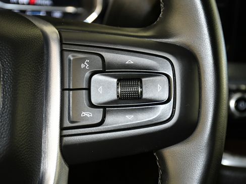 Used 2025 GMC Sierra 1500 SLT image 22