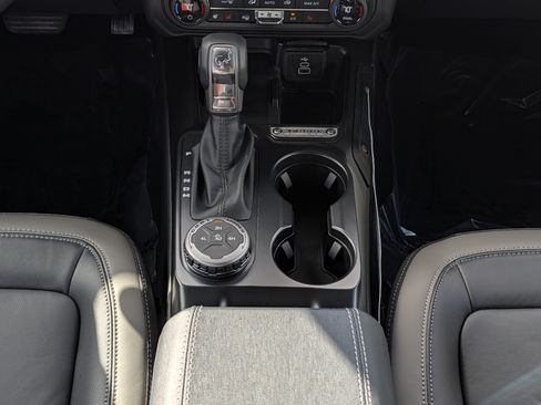 New 2026 Ford Bronco Outer Banks AWD/4WD image 41