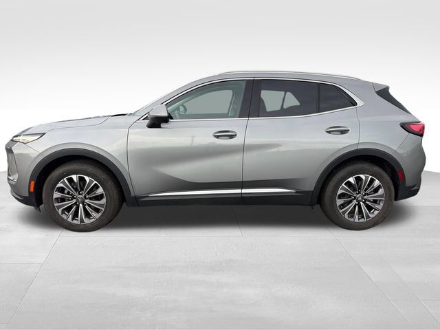Used 2024 Buick Envision Preferred AWD/4WD image 2