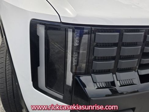 Used 2027 Kia Telluride X-Line SX Prestige w/ Executive Package AWD/4WD image 11