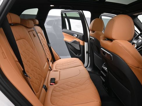 New 2026 BMW X5 xDrive50e AWD/4WD image 17