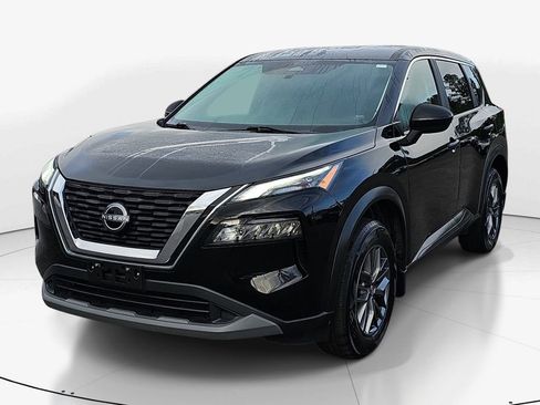 Used 2023 Nissan Rogue S image 10