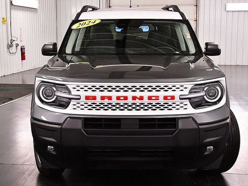 Used 2025 Ford Bronco Sport Heritage w/ Convenience Package image 2