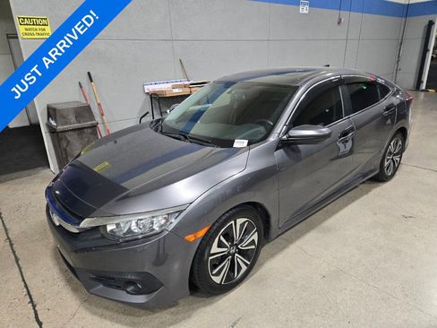 Used 2018 Honda Civic EX-T image 1
