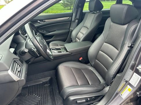 Used 2020 Honda Accord Sport image 15