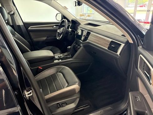 Used 2023 Volkswagen Atlas SEL AWD/4WD image 26