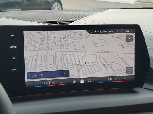 New 2026 BMW M235i xDrive w/ Technology Package image 18