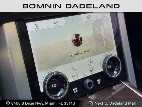 Used 2020 Land Rover Range Rover HSE image 24