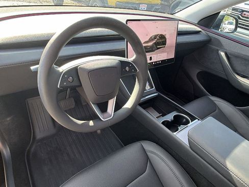 Used 2026 Tesla Model Y 2WD image 6