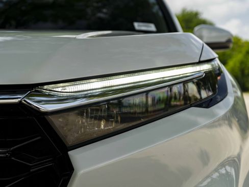 Used 2026 Honda CR-V EX image 11