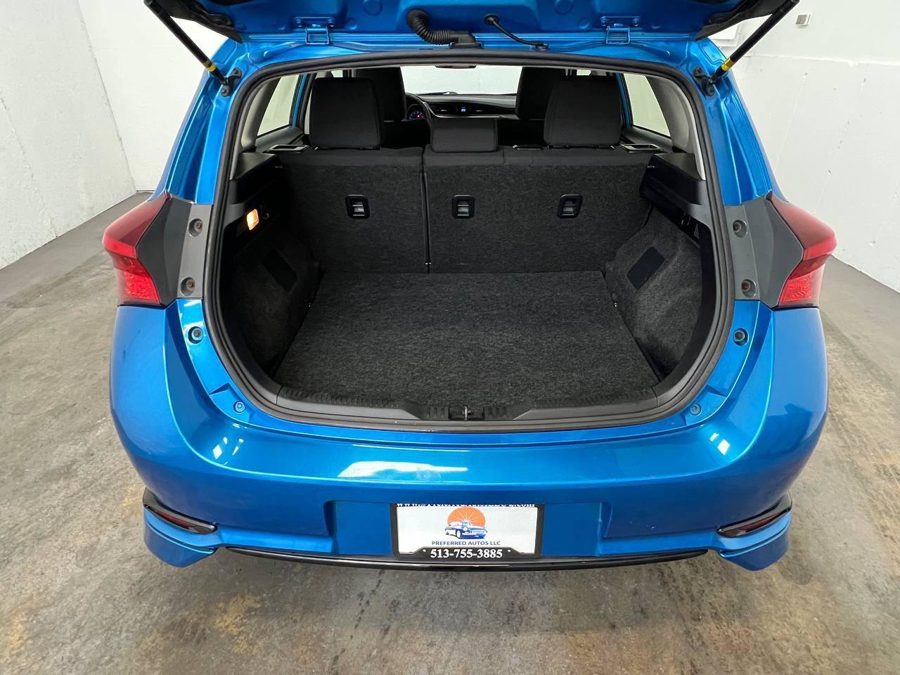 Used 2017 Toyota Corolla iM w/ All-Weather Mat Package FWD image 26