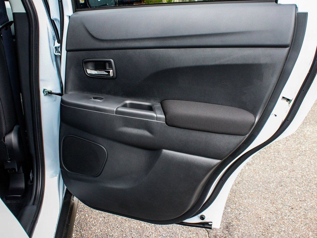 New 2025 Mitsubishi Outlander Sport AWD image 12