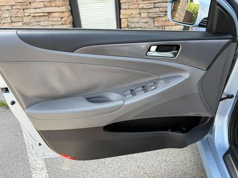Used 2013 Hyundai Sonata Limited FWD image 32