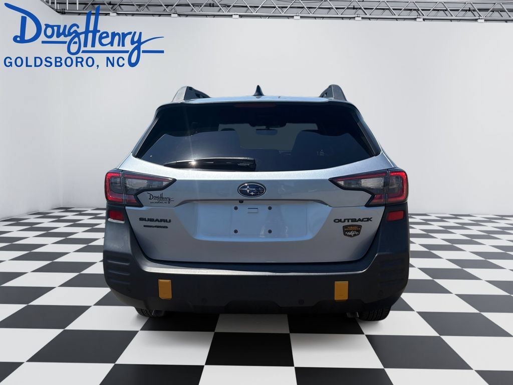 Used 2022 Subaru Outback Wilderness w/ Wilderness Package AWD/4WD image 4