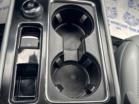 Certified 2022 Lincoln Corsair Standard w/ Equipment Group 101A image 40