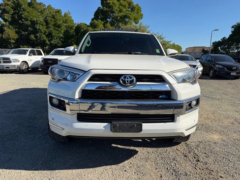 Used 2018 Toyota 4Runner Limited AWD/4WD image 8