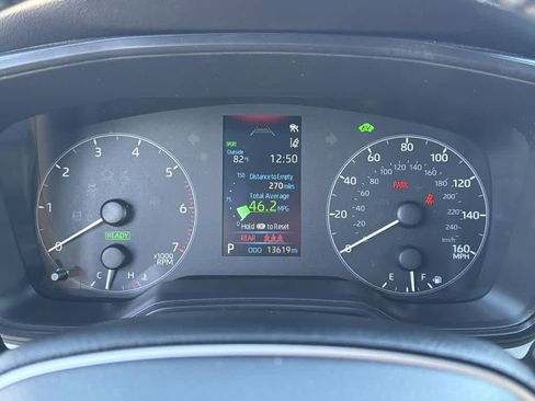 Used 2025 Toyota Corolla SE image 24