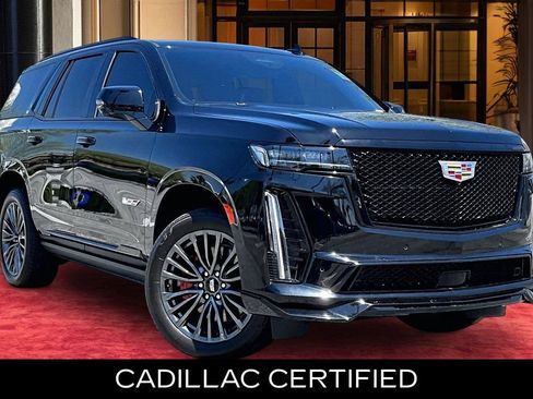 Used 2024 Cadillac Escalade V w/ Heavy-Duty Trailer Package AWD/4WD image 2