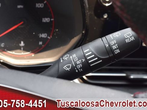 Used 2024 Chevrolet Trax RS w/ Driver Confidence Package FWD image 27