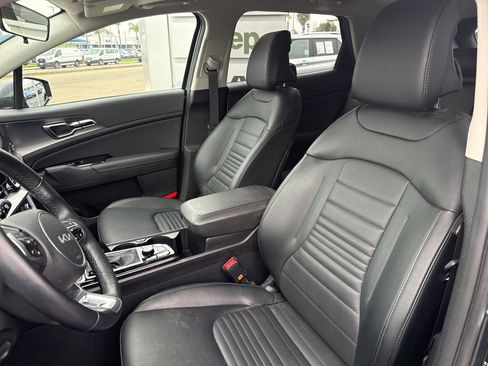 Used 2024 Kia Sportage SX image 14