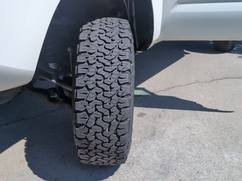 Certified 2023 Toyota Tacoma SR image 12