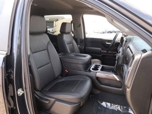 Used 2022 Chevrolet Silverado 1500 LT Trail Boss w/ LT Trail Boss Premium Package image 25