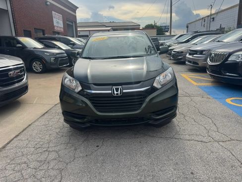 Used 2016 Honda HR-V LX image 24