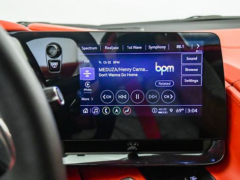 Used 2023 Chevrolet Corvette Stingray Premium Conv w/ Z51 Performance Package RWD image 27