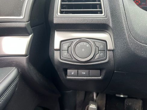 Certified 2018 Ford Explorer XLT w/ Equipment Group 202A image 14