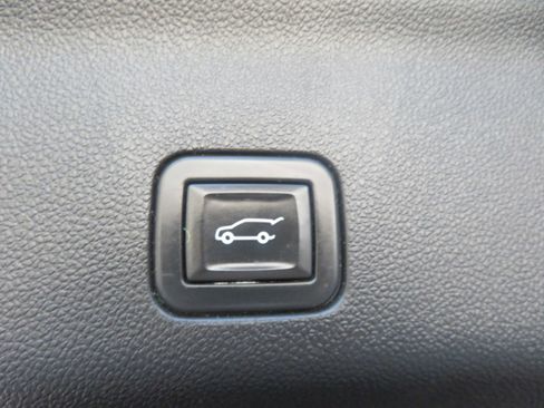 Used 2021 GMC Yukon Denali AWD/4WD image 63