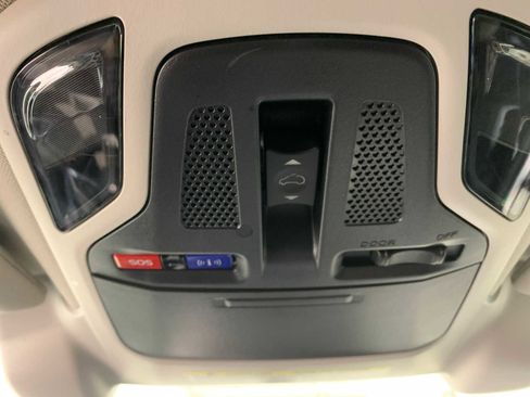 Used 2022 Subaru Legacy Premium image 6