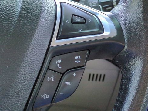 Used 2018 Ford Edge Titanium w/ Equipment Group 301A image 25