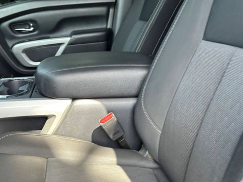 Used 2017 Nissan Titan SV AWD/4WD image 87