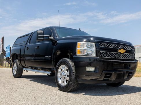 Used 2014 Chevrolet Silverado 2500 LT w/ Z71 Appearance Package AWD/4WD image 1