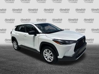 Used 2025 Toyota Corolla Cross L FWD video 2