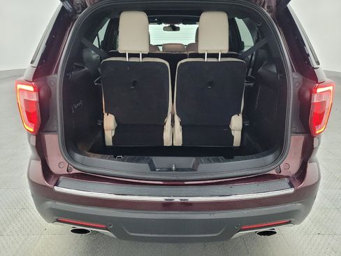 Used 2019 Ford Explorer Limited w/ Ford Safe & Smart Package image 29