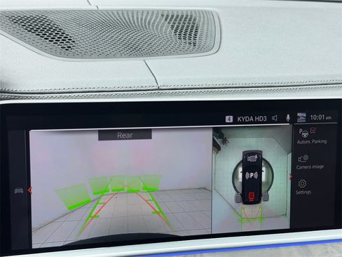 Used 2022 BMW X5 xDrive40i w/ M Sport Package image 30