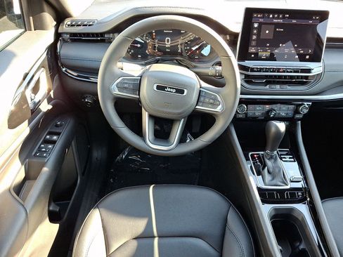New 2026 Jeep Compass Limited image 7