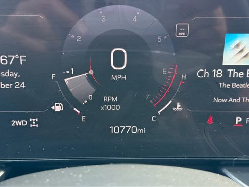 Certified 2025 GMC Terrain Elevation image 16