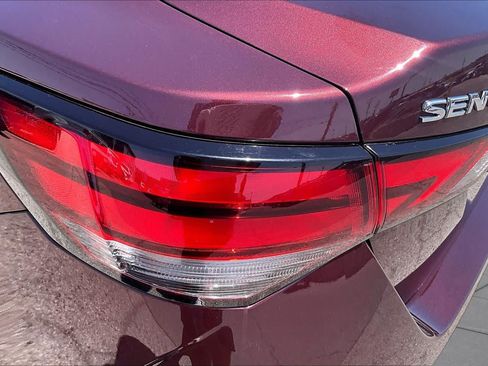 Used 2025 Nissan Sentra SV FWD image 26